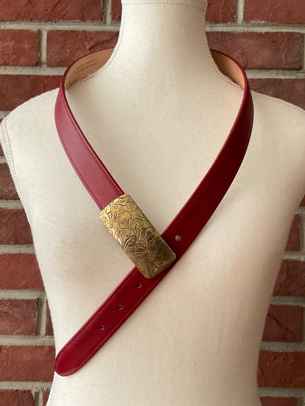 Coach Red French Leather Belt Engraved Brass Belt Buckle Size L Made in USA NEW